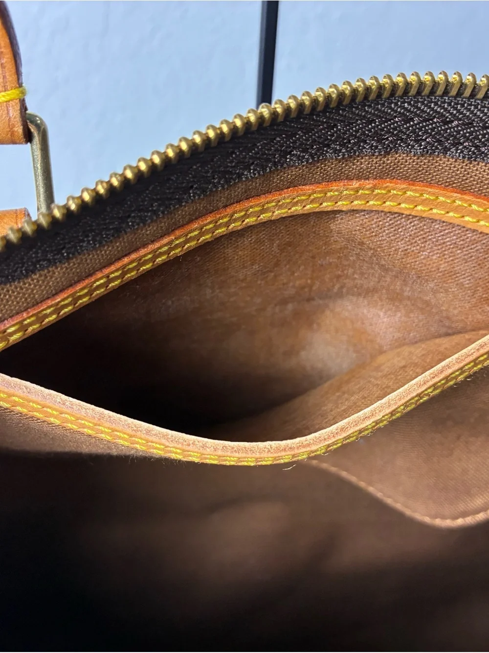 vintage Louis Vuitton Speedy 35